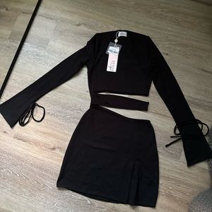 NWT Oh polly long sleeve cutout mini dress
